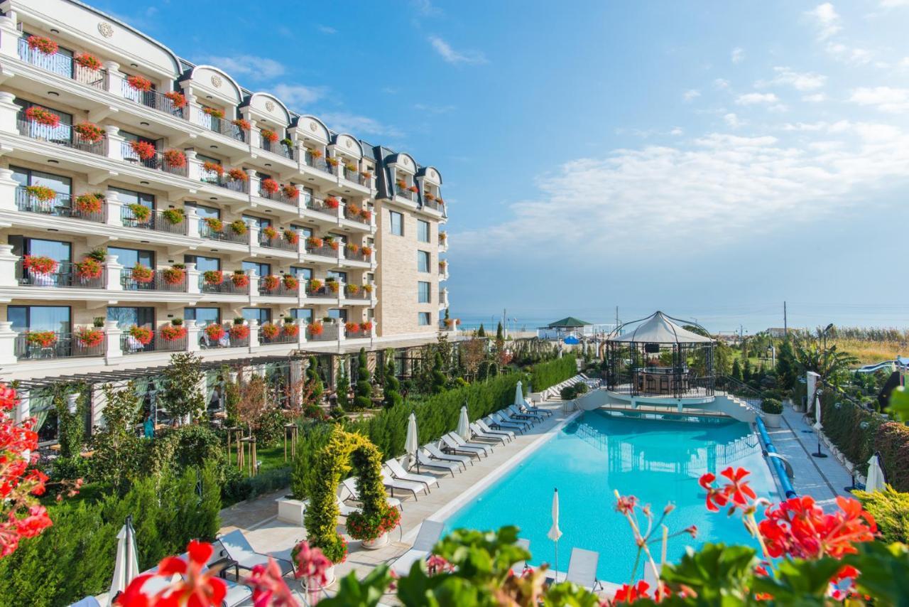 Casa Di Fiore Spa And Medical Hotel, Mineral Pools & Private Beach クラネヴォ エクステリア 写真