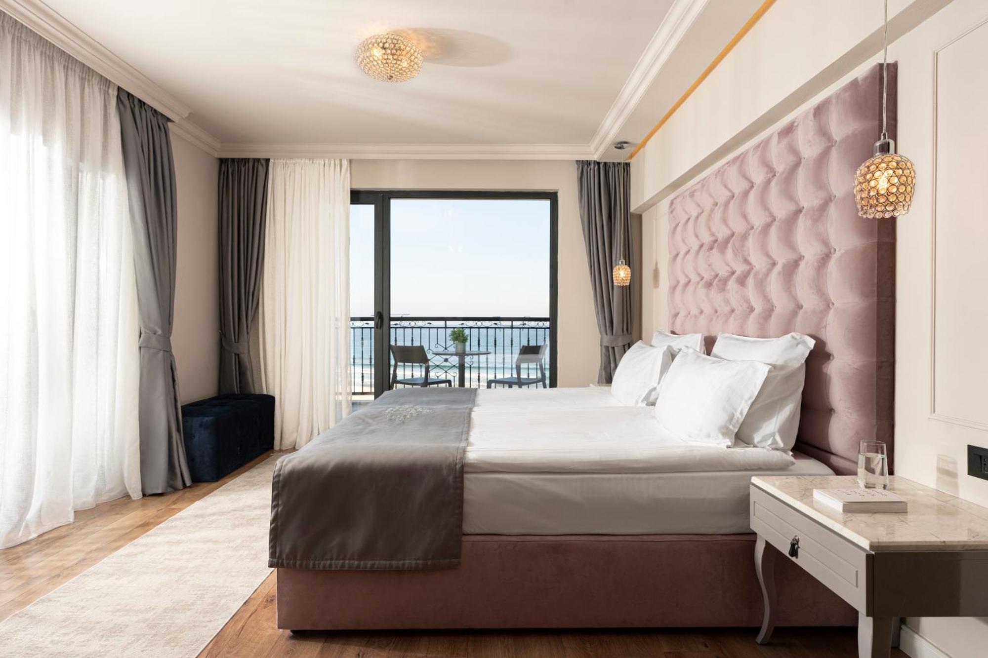 Casa Di Fiore Spa And Medical Hotel, Mineral Pools & Private Beach クラネヴォ エクステリア 写真 Deluxe room